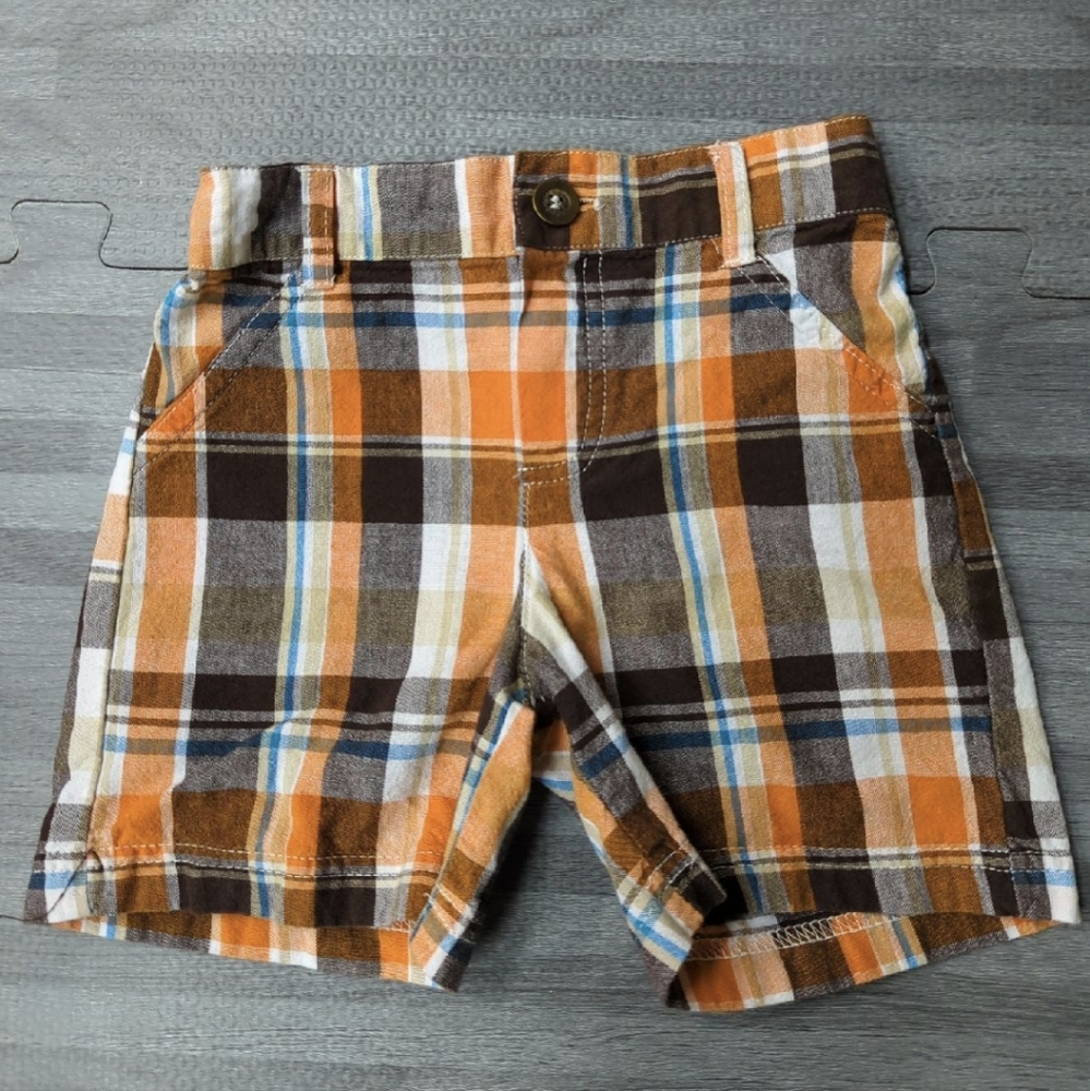 Plaid shorts 18m